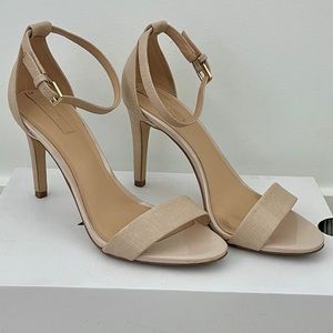 Pale pink Aldo heels